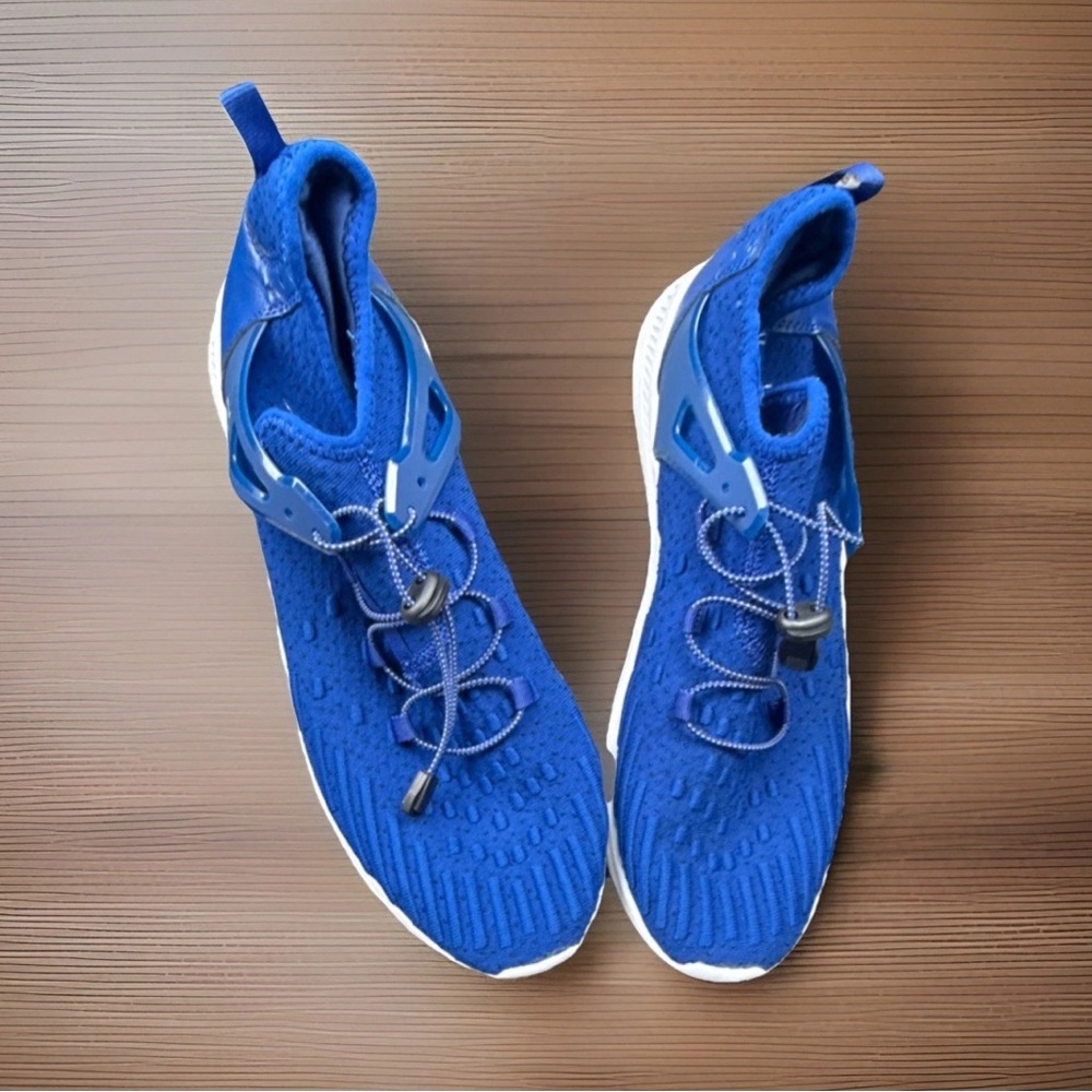 Rocawear Royal Blue Knit Slip-On Sneakers